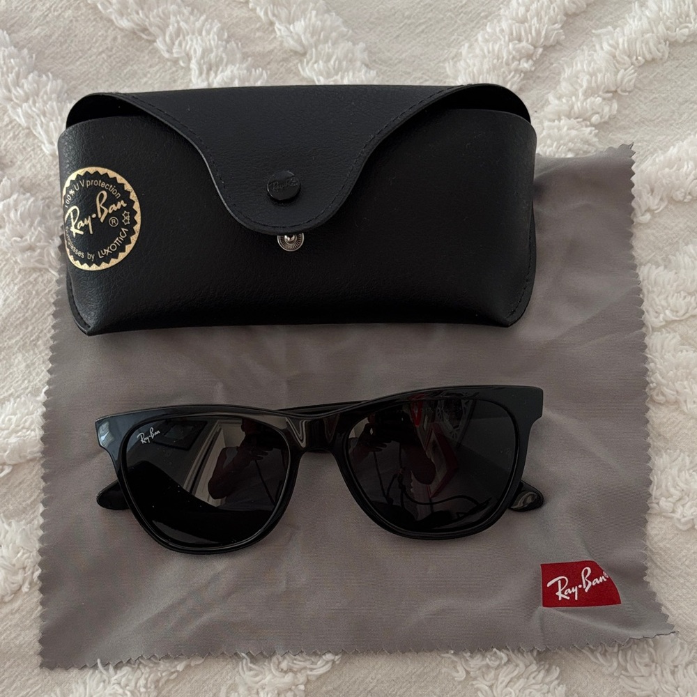 Ray Ban NWOT